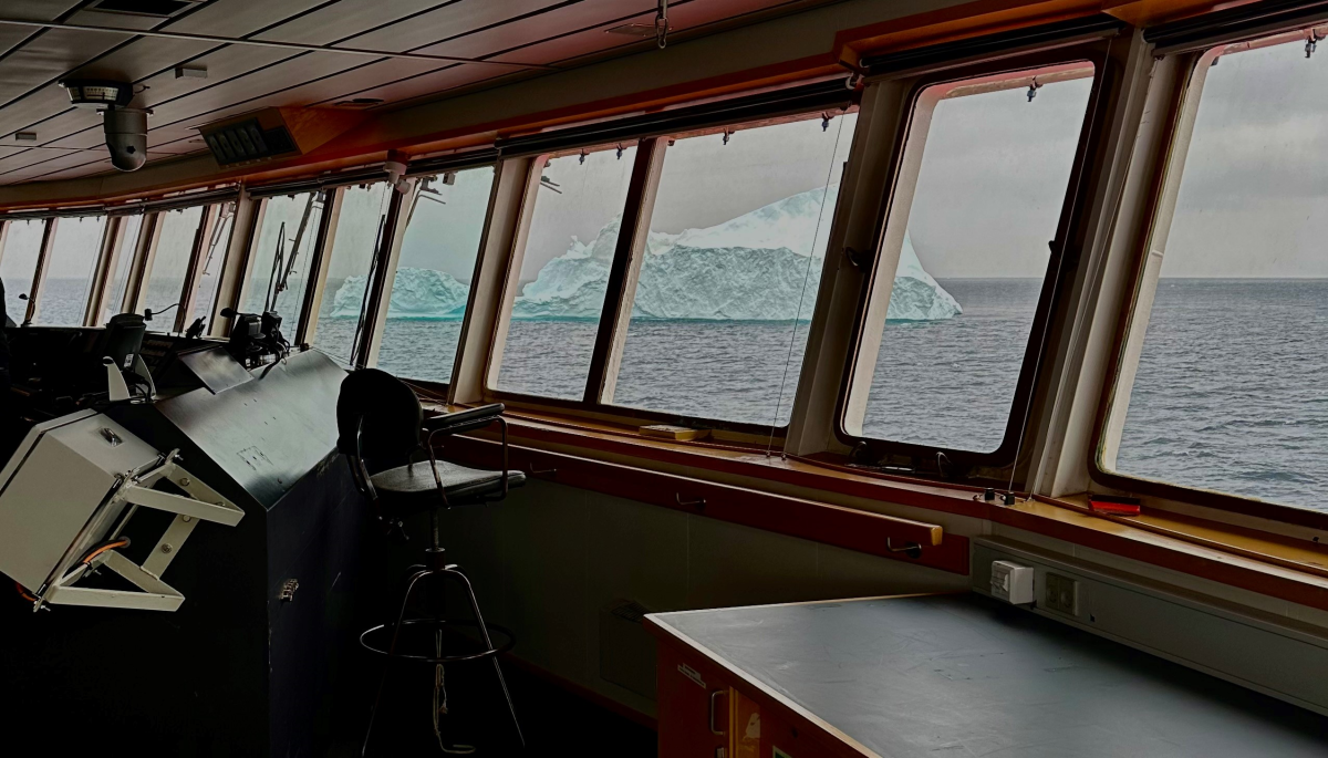 Iceberg bigger than lookout-chair.jpg